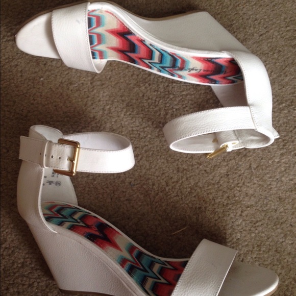 American Eagle By Payless White Ankle Strap Wedges