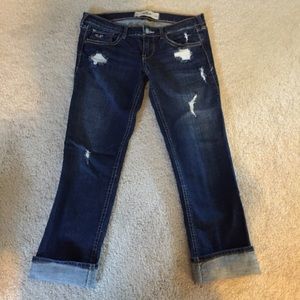 Hollister distressed capris