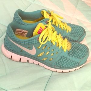 ❌SOLD❌Nike sneakers