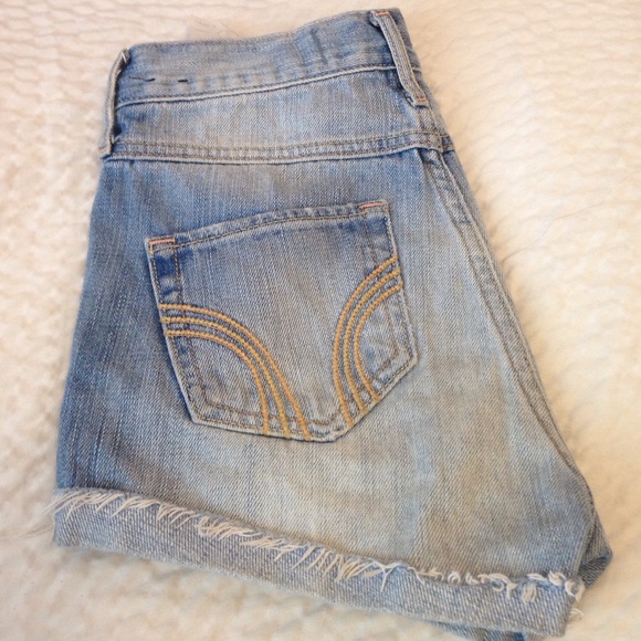 Hollister high waisted shorts