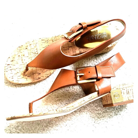 MICHAEL Michael Kors Shoes - ❌SOLD❌Michael Kors "london thong" sandals
