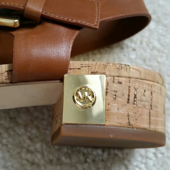 ❌SOLD❌Michael Kors "london thong" sandals - Picture 2 of 4