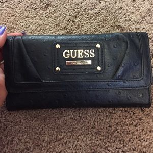 Guess wallet