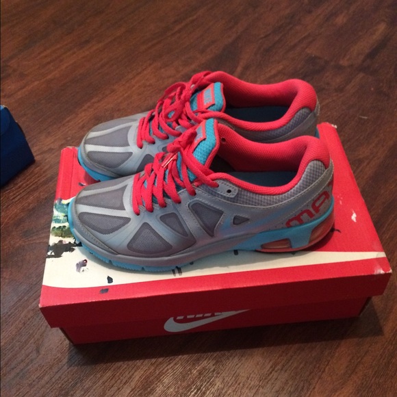 Nike air max