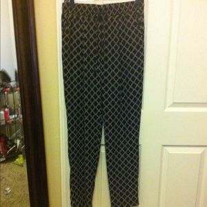 Black/Beige Patterned Pant