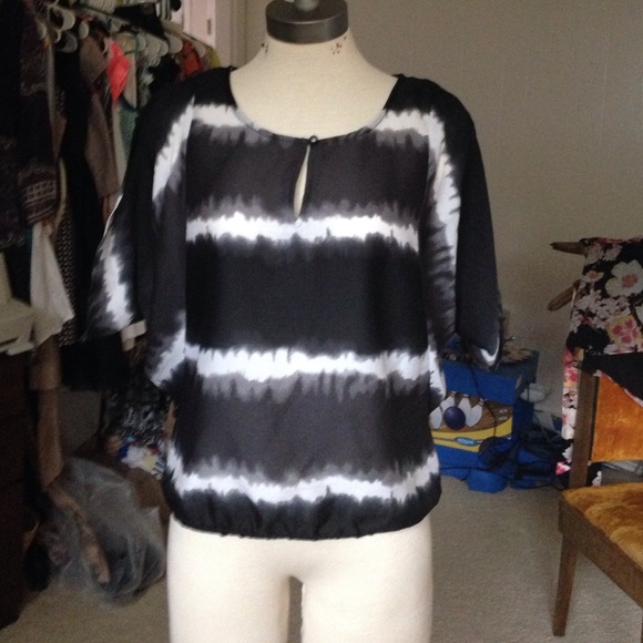 Converse Tops - Black & White tye dyed top