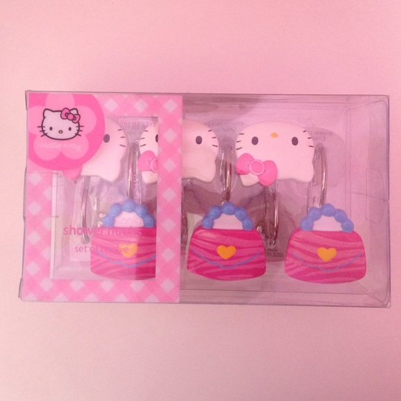 HELLO KITTY SHOWER HOOKS