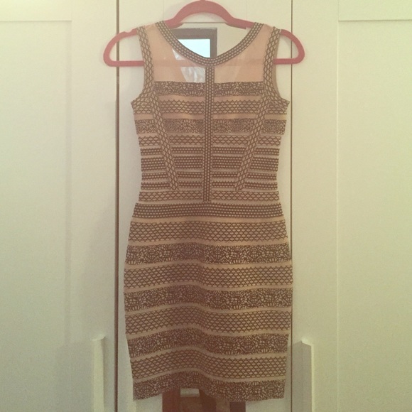 Black/nude celeb style bandage/bodycon dress