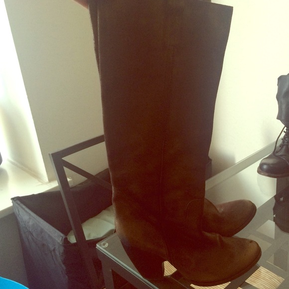 Barney's metallic suede boot