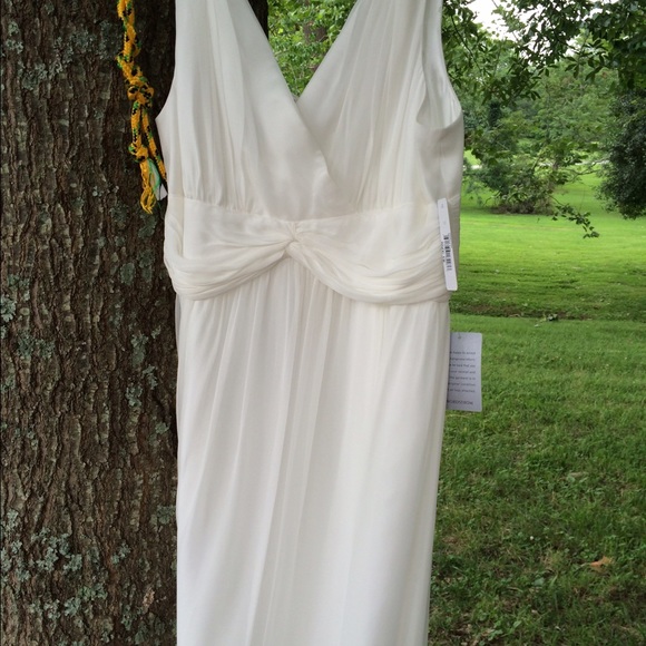 NWT Donna Morgan "Julie'" formal /prom/ bridal - Picture 4 of 4