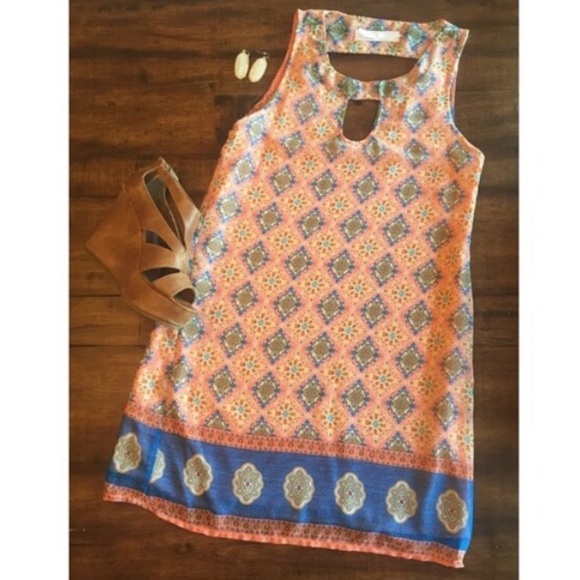 •SOLD•✨stunning Dress!! - Picture 2 of 3