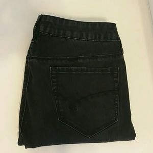 Bullhead Black Skinny Jeans