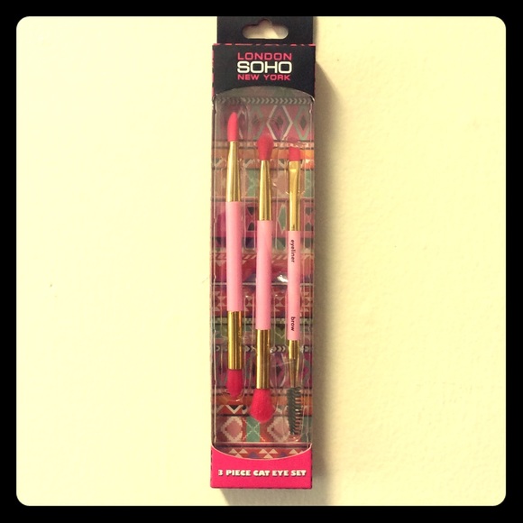 **SOLD**Three piece double-ended cat eye set