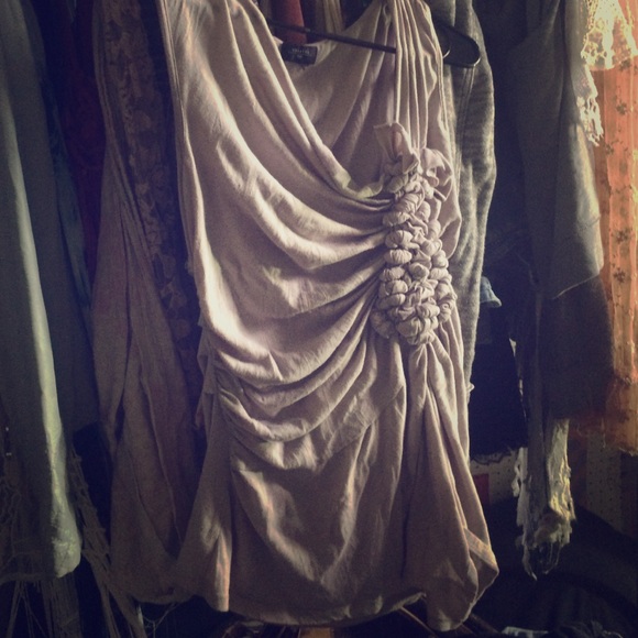 Deletta bunched top