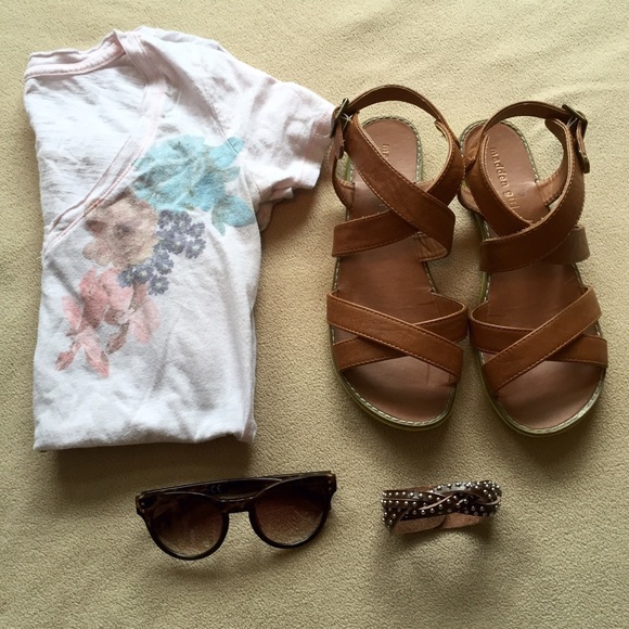American Eagle Tshirt