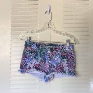 patterned denim shorts