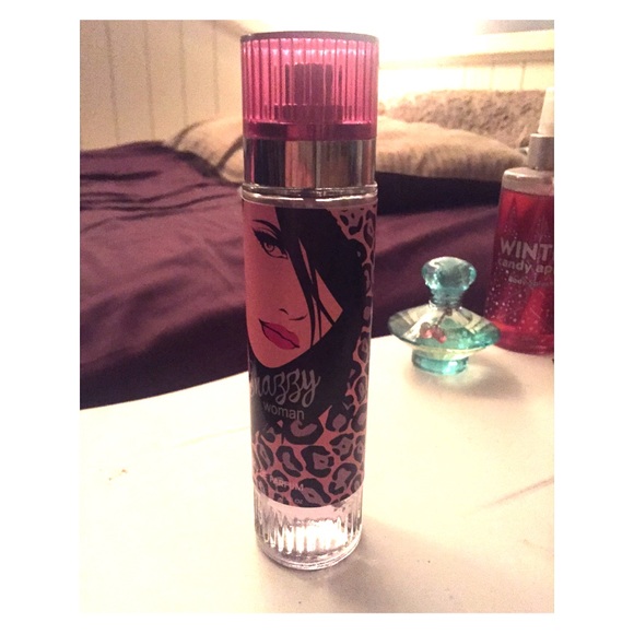 🔥Snazzy Woman perfume
