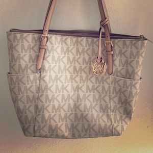 Michael Kors med vanilla tote