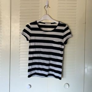 Black and white stripped T-shirt