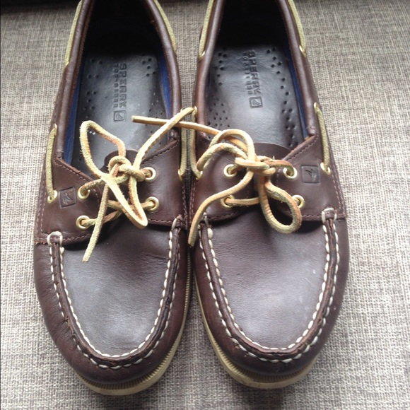Leather chocolate brown sperrys topsider
