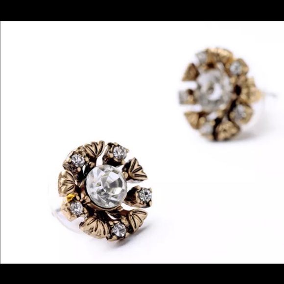 ❤️Rhinestone Earrings❤️ - Picture 2 of 2