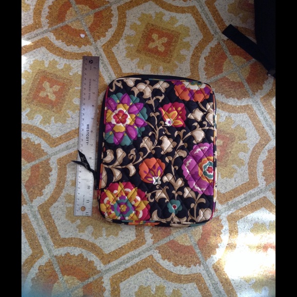 Vera Bradley Tablet Sleeve/Case - Picture 2 of 4