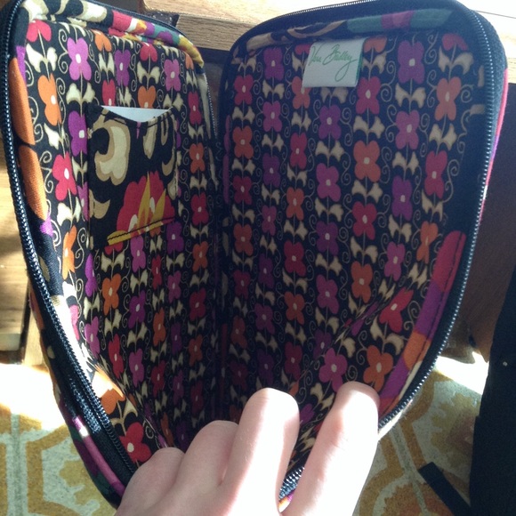 Vera Bradley Tablet Sleeve/Case - Picture 3 of 4