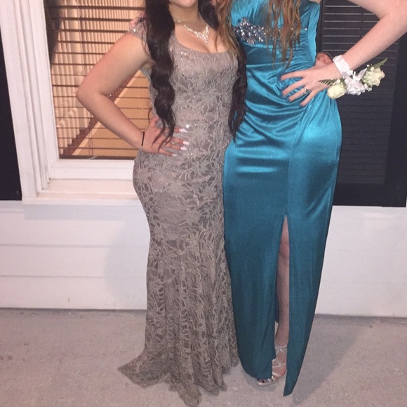 Selling Formal lace dress