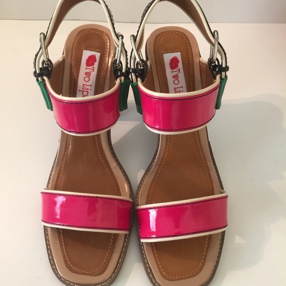 Two lips Shoes - Two lips hybrid sandal