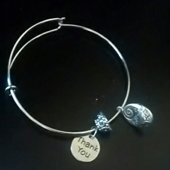 Charm bracelet - Picture 1 of 2