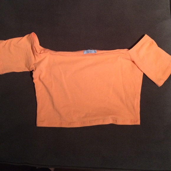Off the shoulder neon peach crop