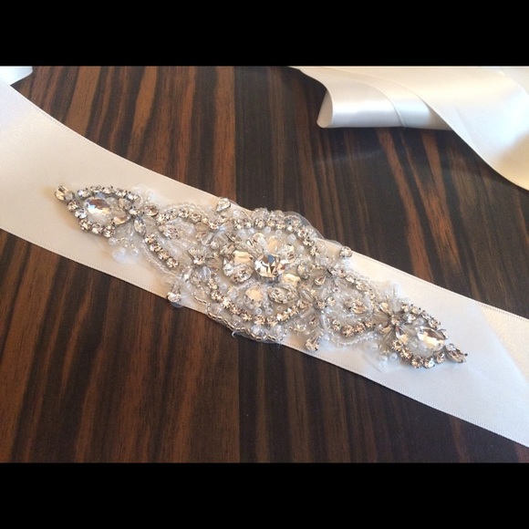 White Wedding Dress Belt Sash Rhinestone Pearls