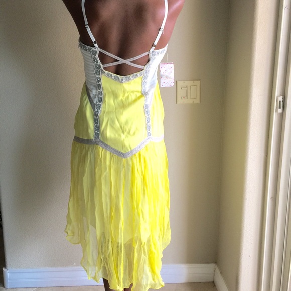 Host Pick🆕 Free People  yellow Lace lattice dress - Picture 2 of 3
