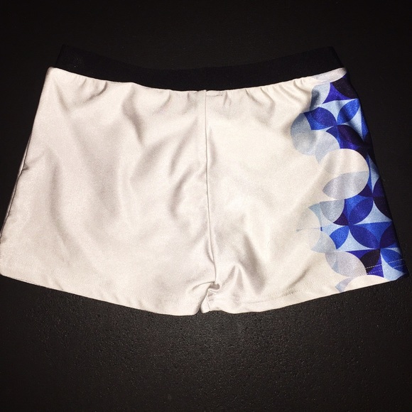 Cheer Athletics Bubblewrap Skort - Picture 2 of 2