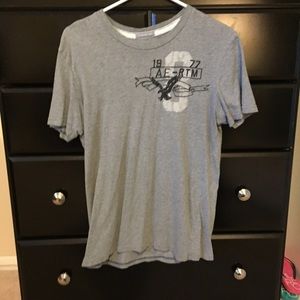 Men's American Eagle tee