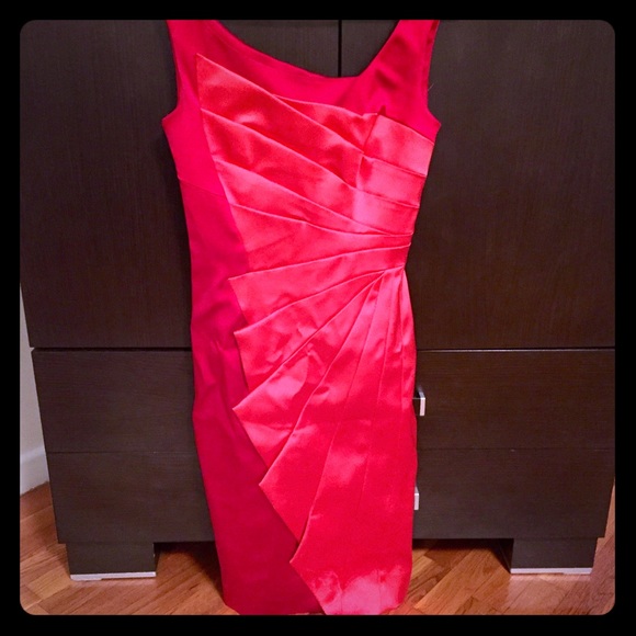 Karen Millen colar colors dress!
