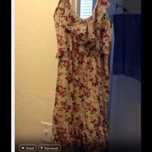 Bebe romantic sundress size large