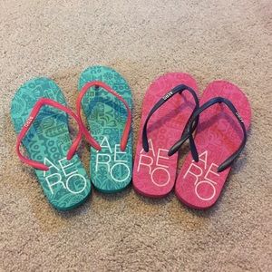 Aeropostale flip flops