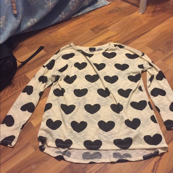 White and black Long sleeve