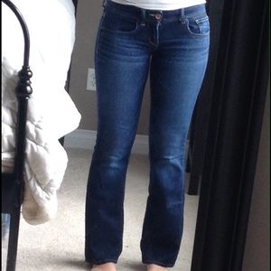 American Eagle Outfitter jeans size 2