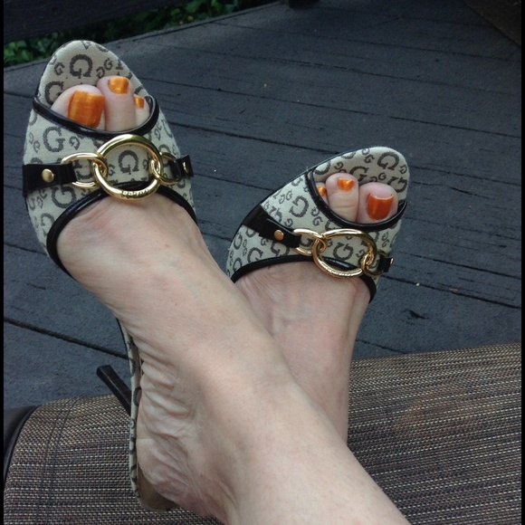 Guess Slip-On  Heel