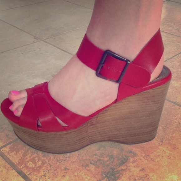 MIA Red Leather Platform BUNDLE