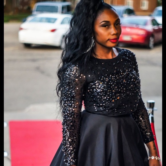 Two piece gown - Picture 2 of 2