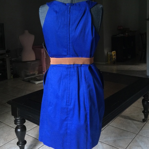 Dress - Picture 2 of 2