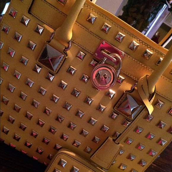 Michael Kors Citrus Pyramid Hamilton - Picture 3 of 4