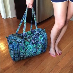 Vera Bradley large duffle