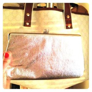 Vintage Silver Clutch with Pearl lock