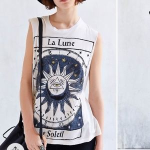UO sun and moon tank