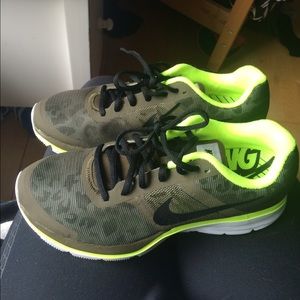 Nike Pegasus 30(on hold)