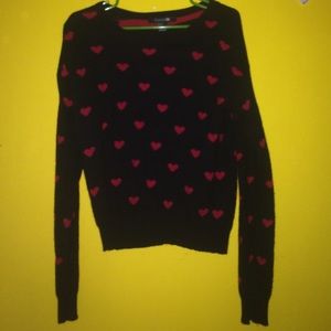 Heart sweater ❤️